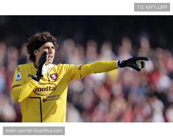 萨勒尼塔纳发布赛前报告，重点关注对手佛罗伦萨的中场覆盖跑动热点