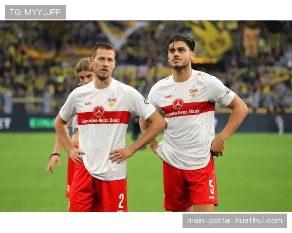 斯图加特4-0汉堡技术统计：控球率65%射正11次全面压制